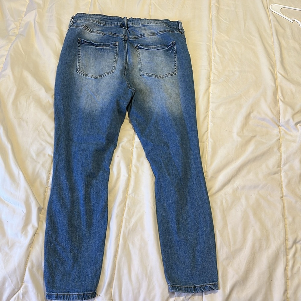 High Rise Blue Distressed Jeans - Picture 3 of 4